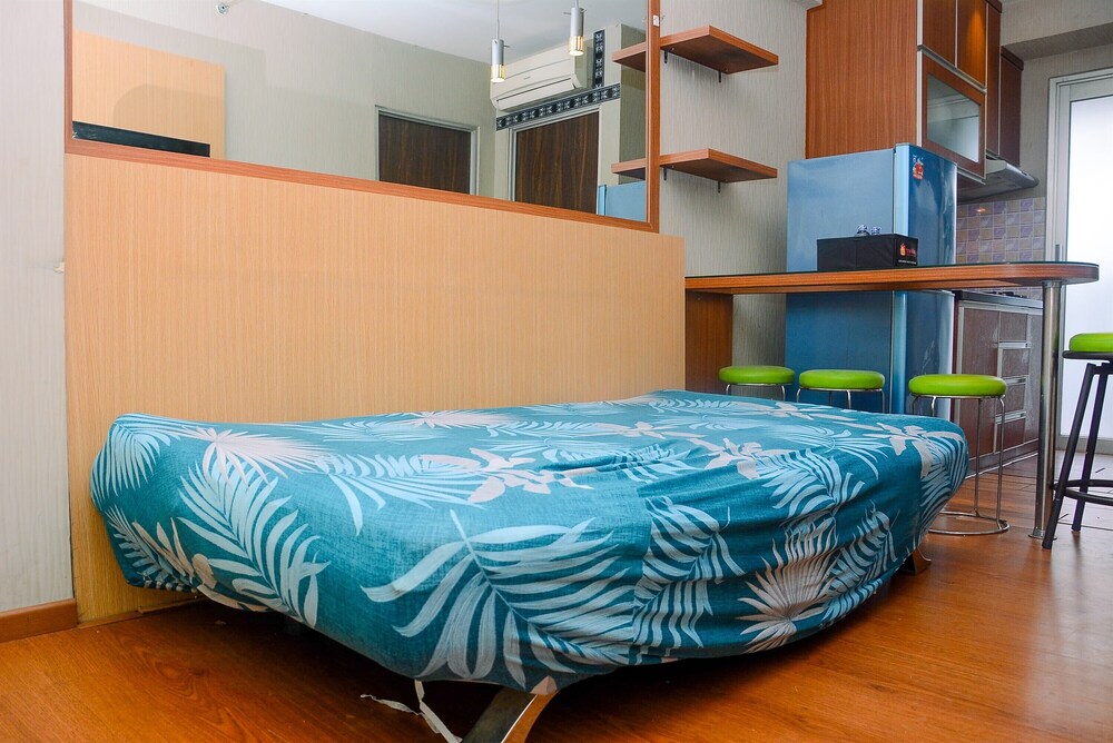Beautiful 2Br With Direct Access To Pool Green Bay Pluit Apartment