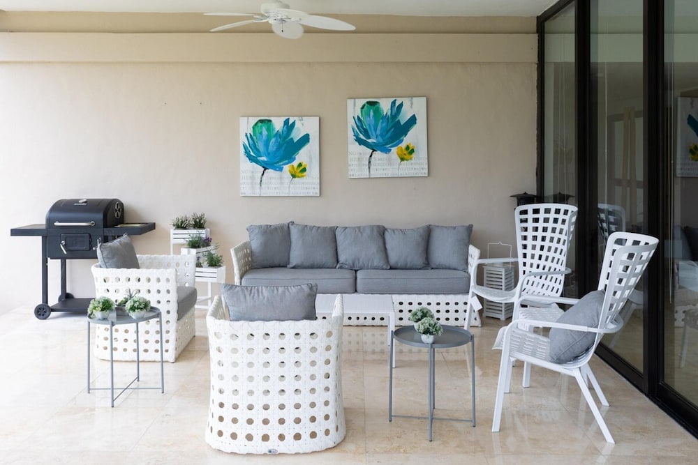 Villa Encanto by Acomodo