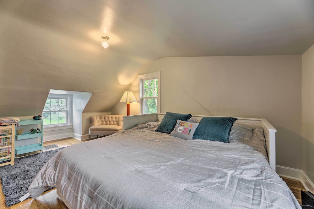 Cincinnati Vacations - Charming Cincinnati Home < 10 Mi to Downtown! - Property Image 22