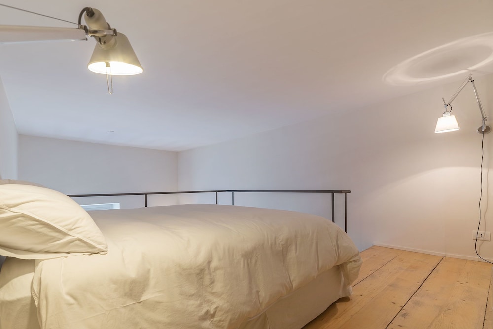 San Teodoro Modern Loft