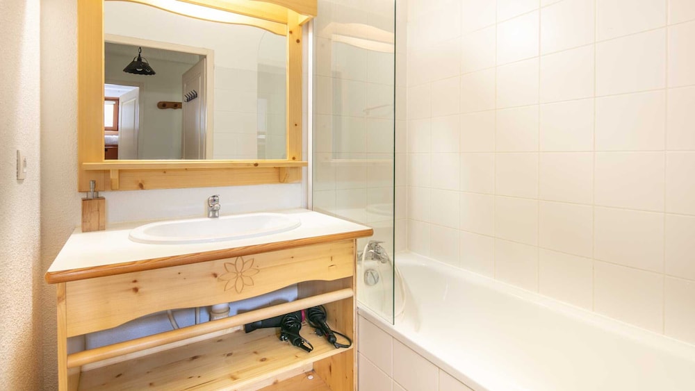 Apartment in Saint-sorlin-d\"arves Near ski photo 5