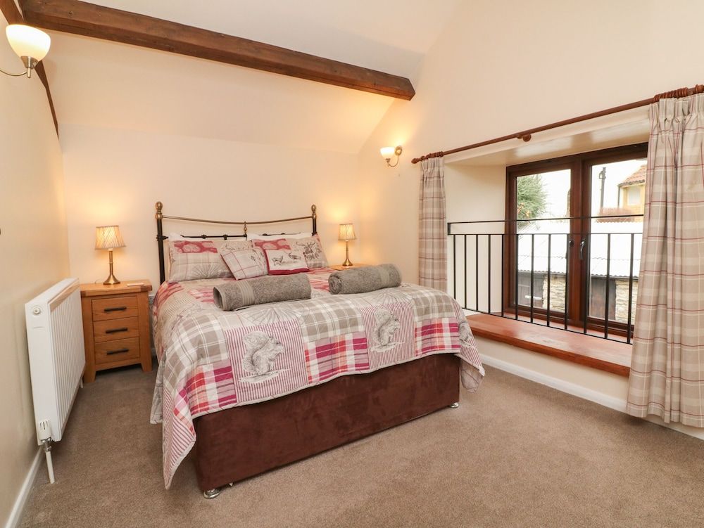 Red Deer Cottage