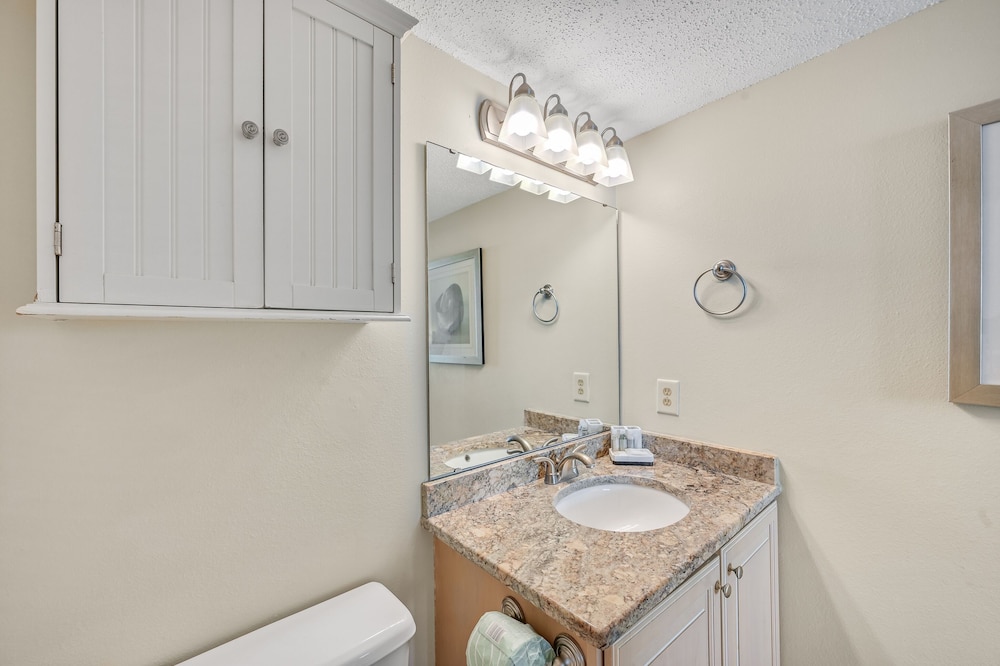 Pelican Beach Resort by Panhandle Getaways