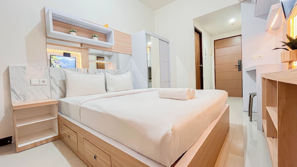 Cozy And Compact Studio Apartment At Vida View Makassar