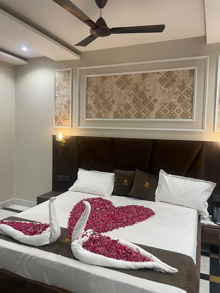 Shehnai Resorts