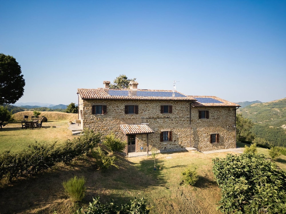 Ca Quattrocchi 10 3 by Marche Holiday Villas