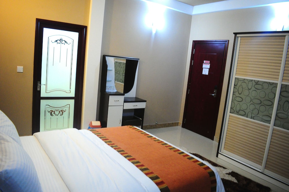 Calyx Grand Fuvahmulah