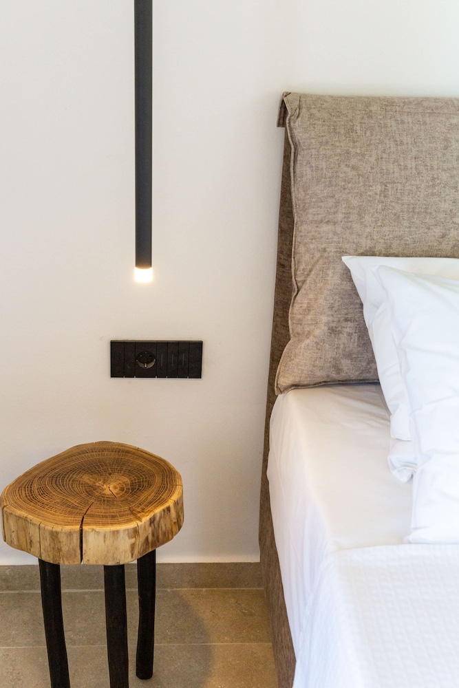 Amaze Mykonos Luxury Seaview Retreat