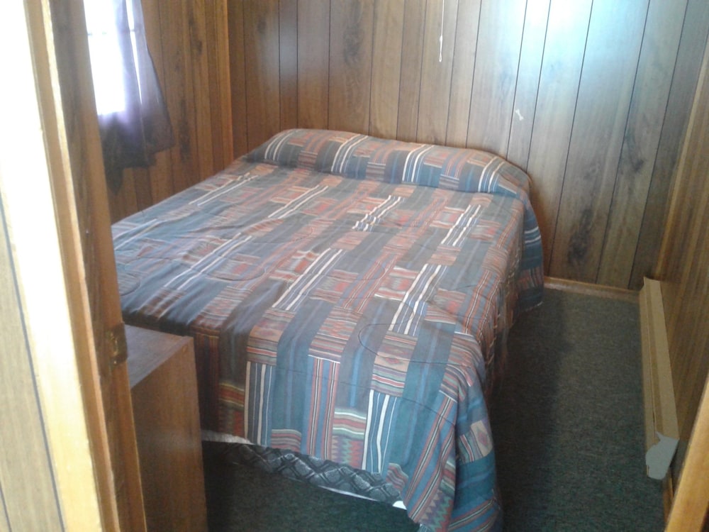 Minnehaha Camp Resort