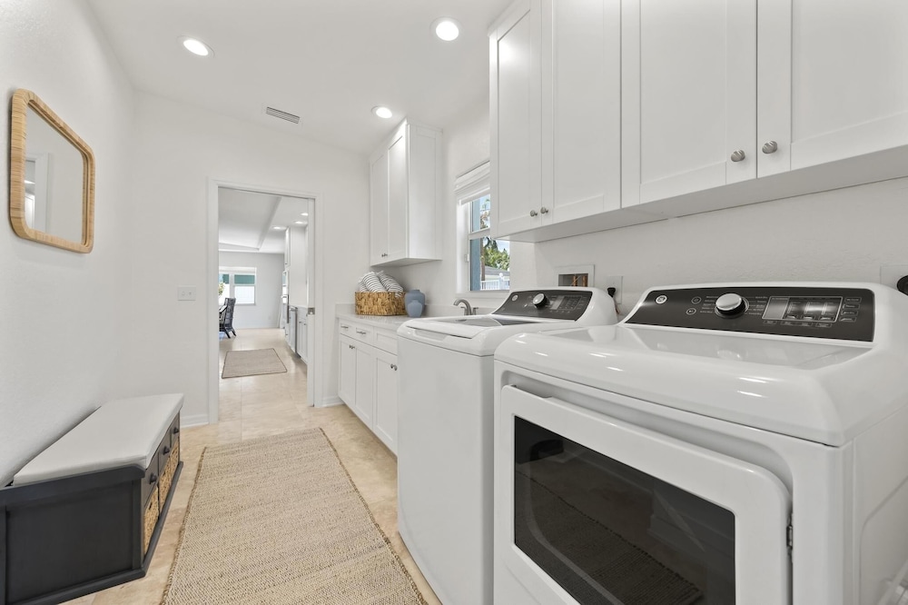 Latitude Adjustment Ami 3 Bedroom Home