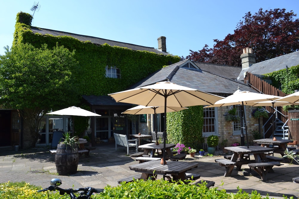 The White Hart Country Inn