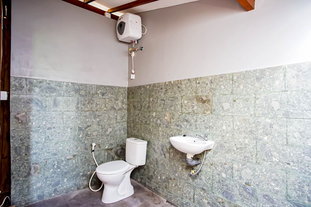 Cening Bagus Bungalows - Image 2