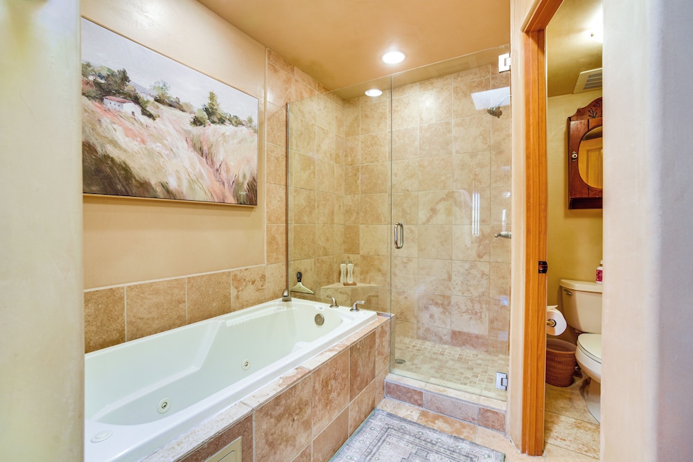 Walk to Santa Fe Plaza: Condo w/ Kiva Fireplace!