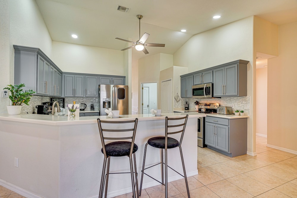 4 Mi to Beach: Home w/ Patio in Cape Coral!