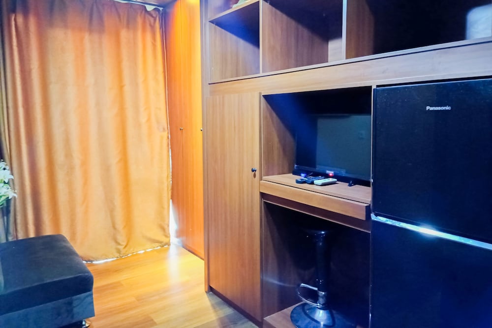 Classic Luxury 2Br At Vida View Makassar Apartment view 3