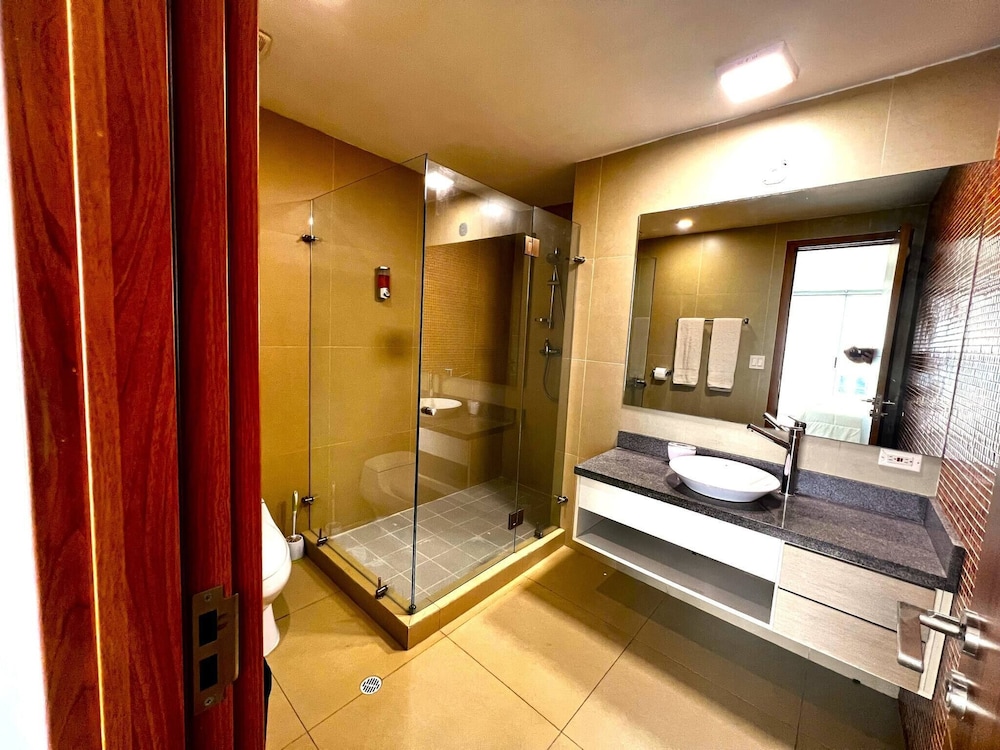 Exclusive Apartment in Calzada De Amador view 4