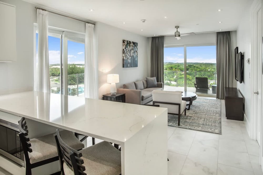 One Bedroom Condo at ONE Cable Beach