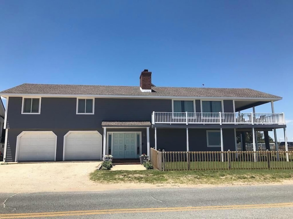 Surf Avenue 35