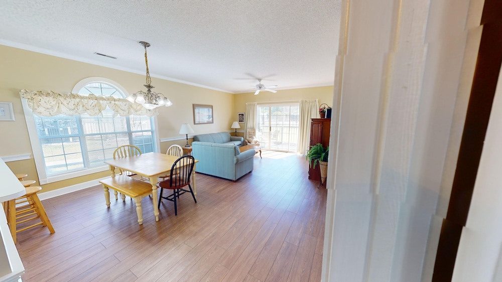 Magnolia Place 4717-102 2 Bedroom Condo