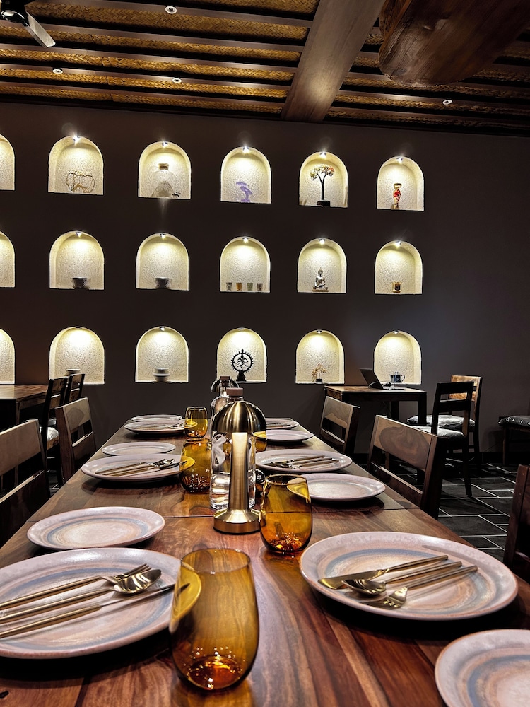 Moshams - A Home with Nature & Elegance