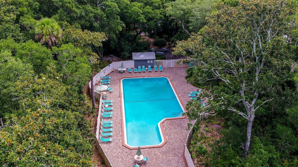 Amelia Landings 9e 2 Bedroom Condo