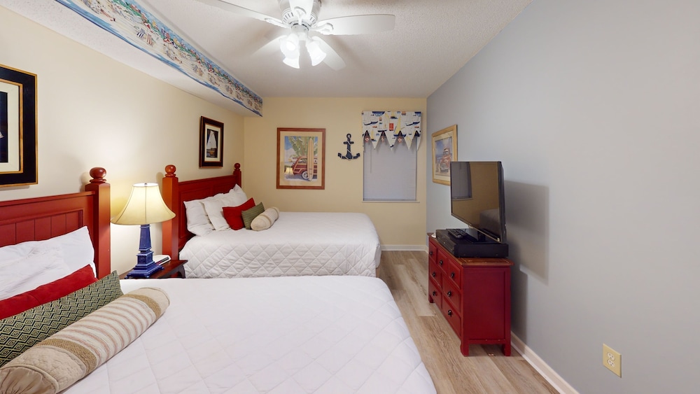 Conway Vacations - Ocean Front, Pool, Lazy River, Hot Tub - Windy Hill Dunes 103 3 Bedroom Condo by RedAwning - Property Image 4