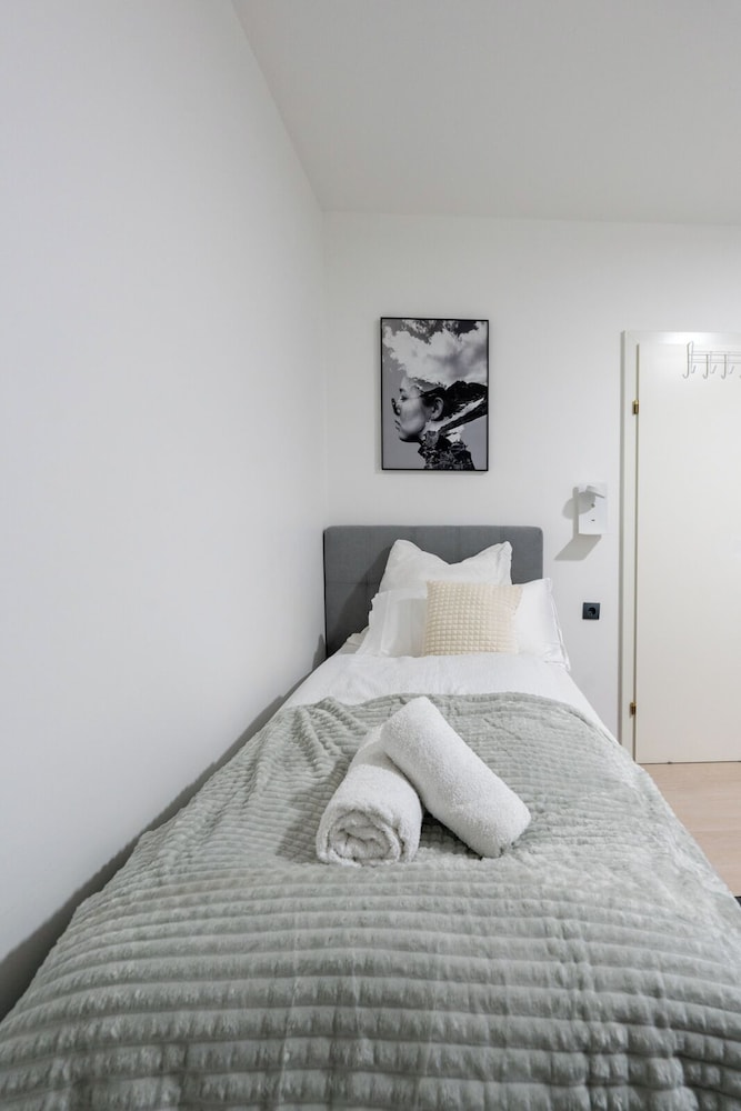 COY Apartments Steyr - Work & Relaxation