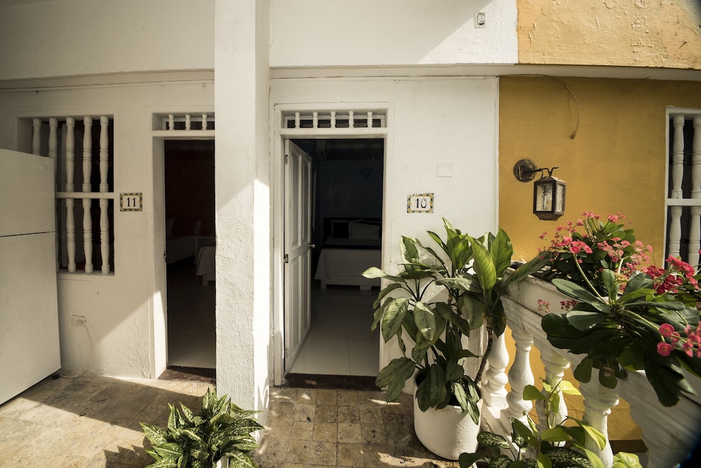 Casa Santo Domingo By Nomad Guru