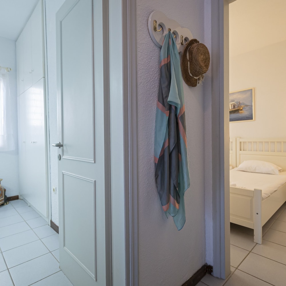 Aphrodite Apartment by Rentals Pro view 5