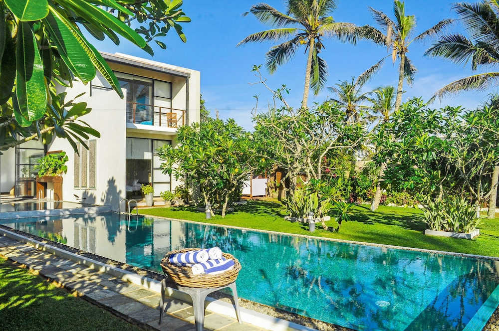 Mirissa Beach Villa