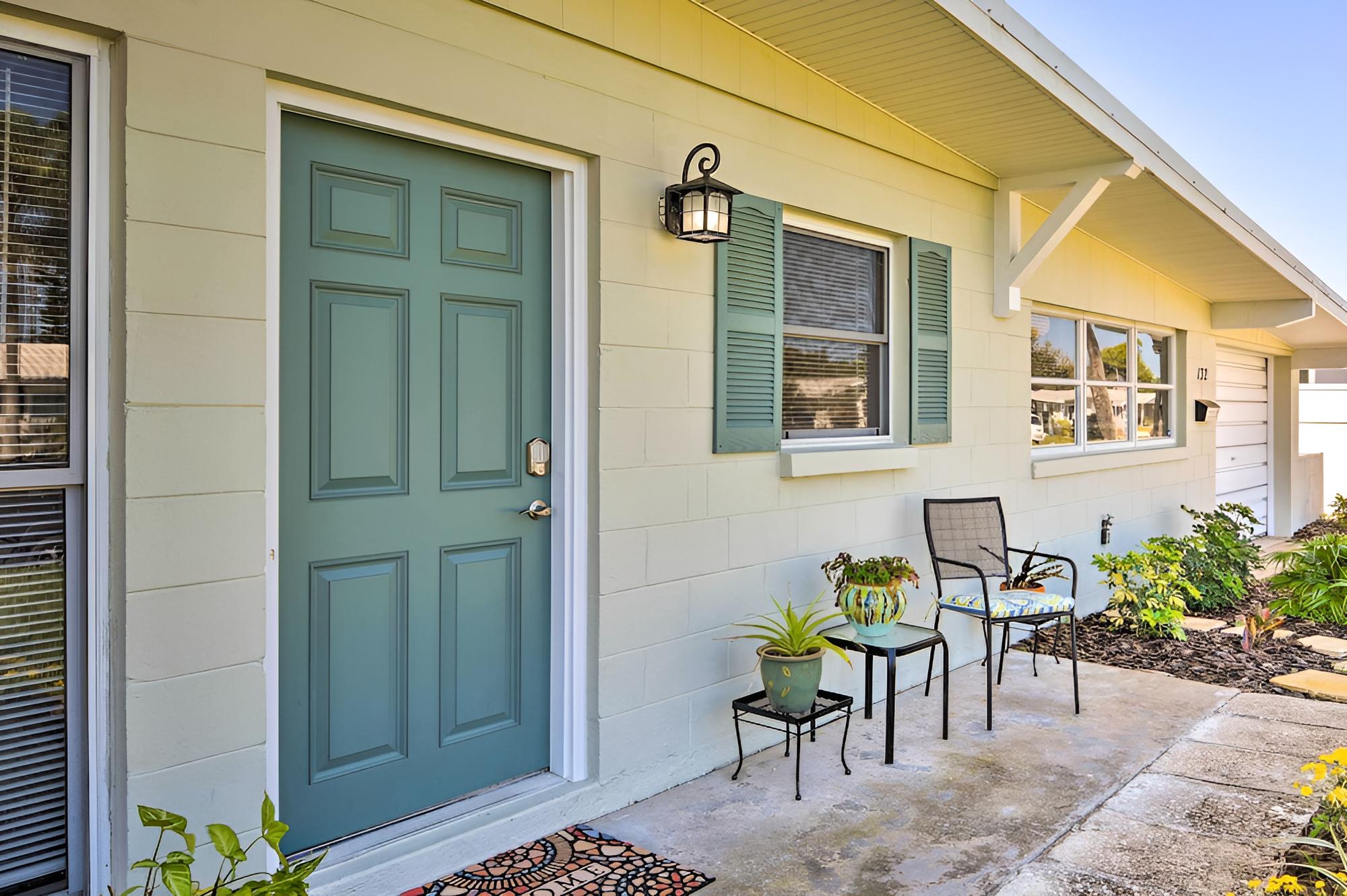 Single-story Ormond Beach Home, Walk to Water view 5