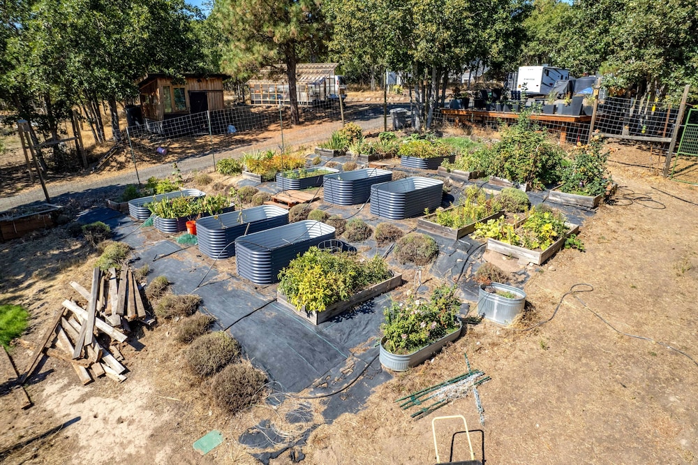 Happenstance Vineyards 2 Bedroom Home
