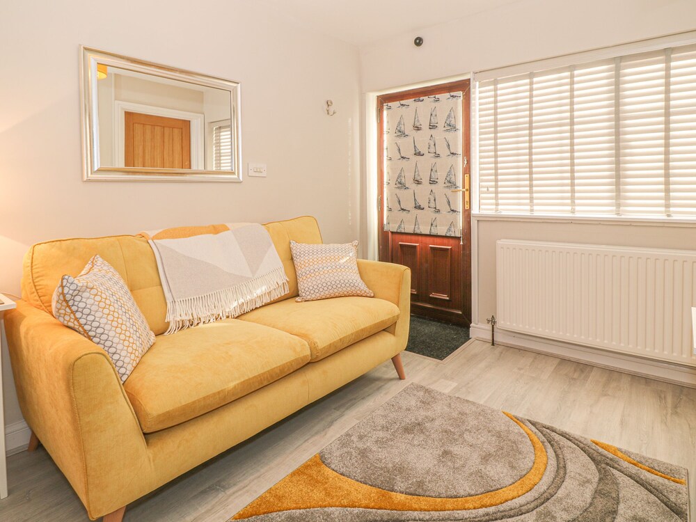 Holly Cottage view 4