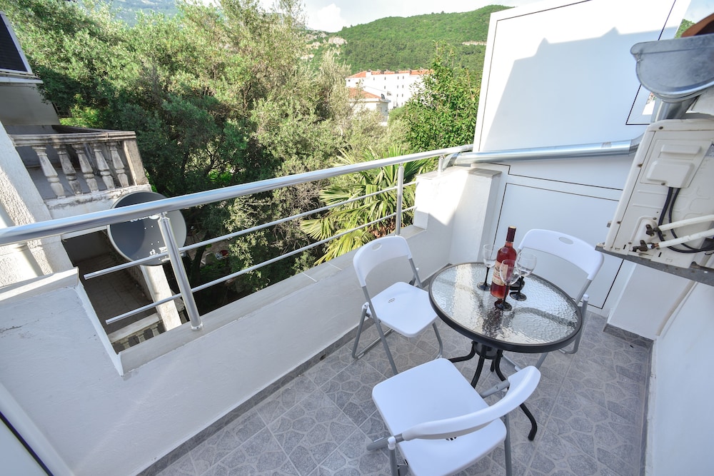Bonik Apartments photo 5