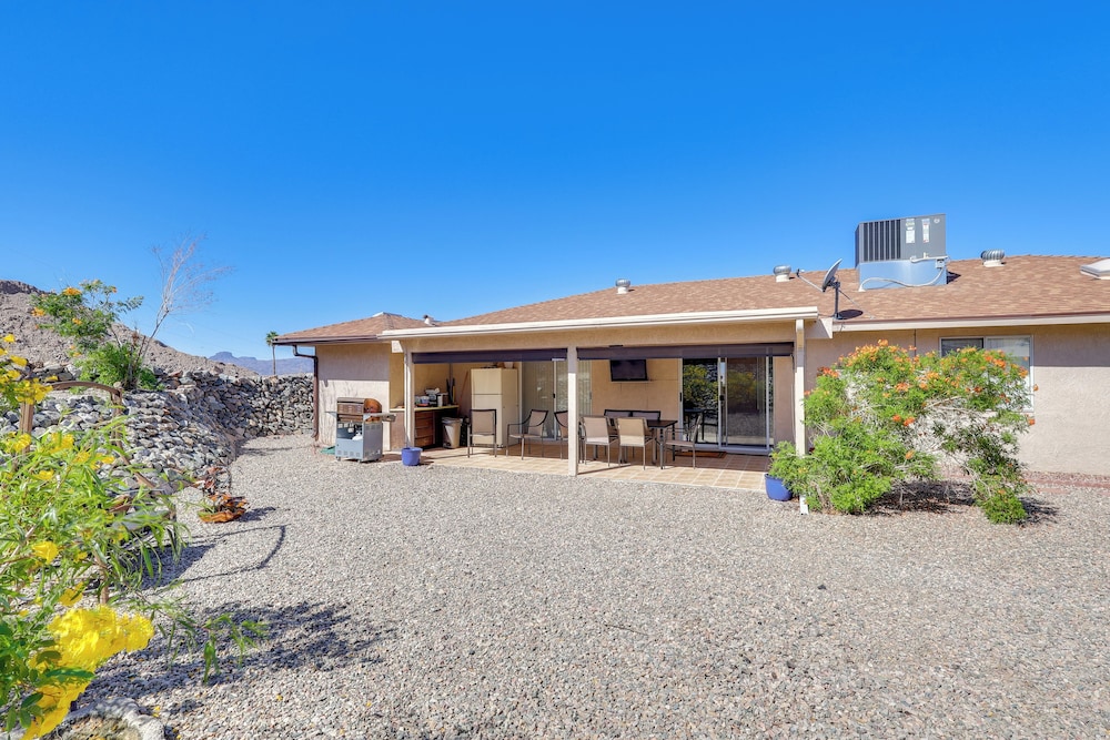 3 Mi to Water: Lake Havasu City Family Home!