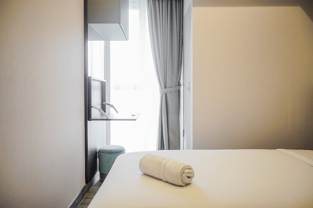 Lavish and Pleasant 2BR Apartment at The Branz BSD view 4