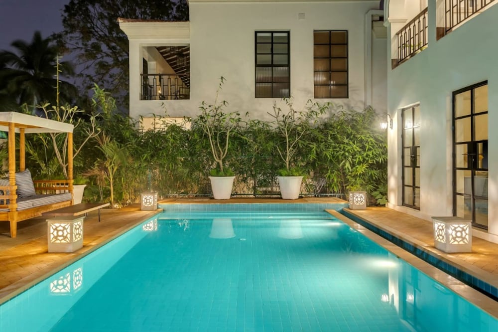 Casa Brilhante - 4BR Villa w Private Pool Garden