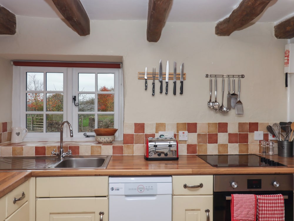 Cherryblossom Cottage