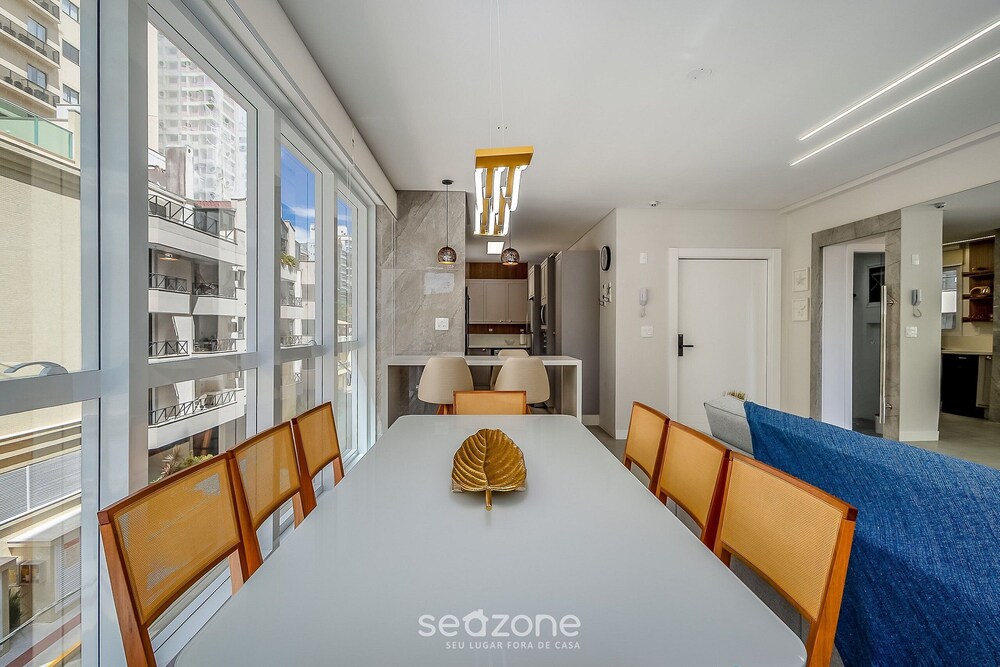 Modern 3BR apt Near the Beach Ema0201