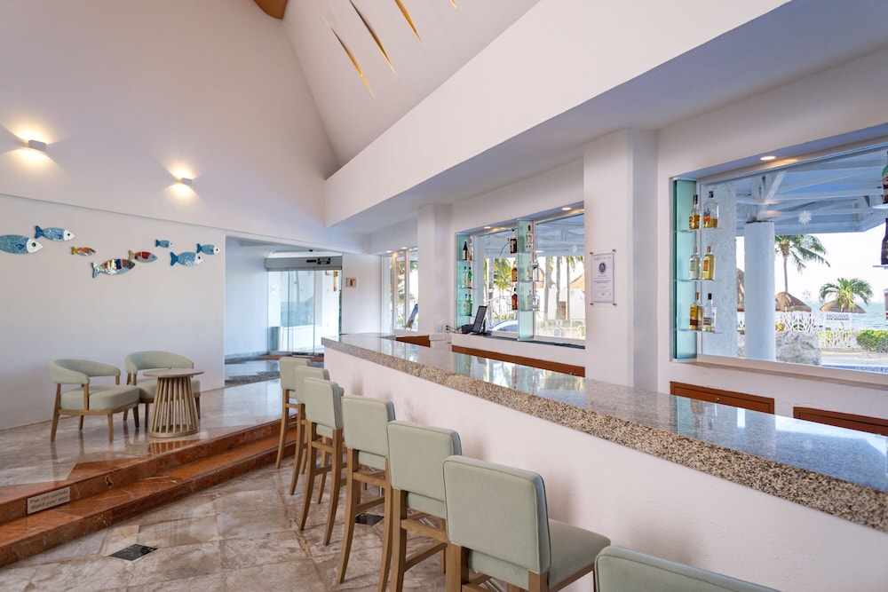 Sunset Marina Resort & Yacht Club