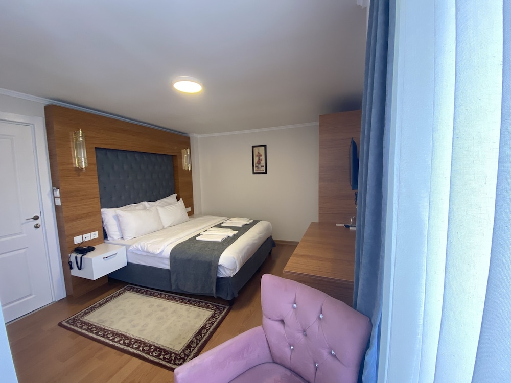 Spinel Hotel - Image 48