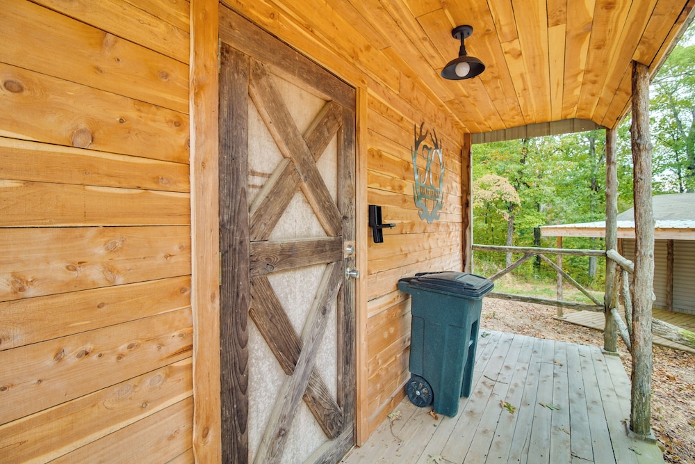 Fish, Hike & More: Ozark Cabin on 300 Acres