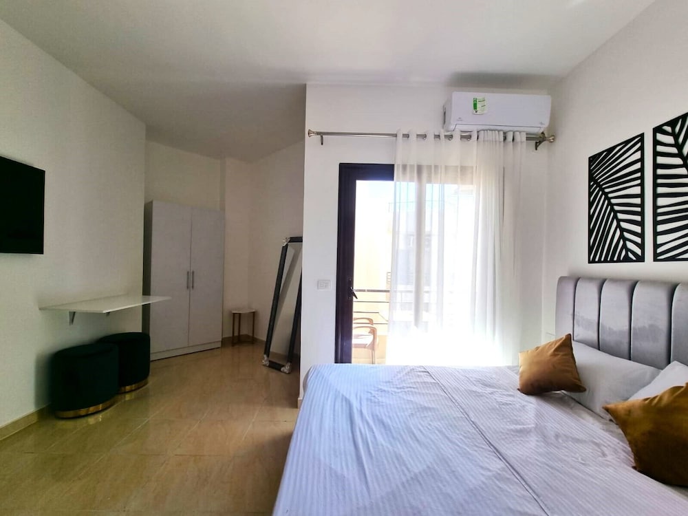 Studio With Swimming Pool Near Beach and El Gouna view 2