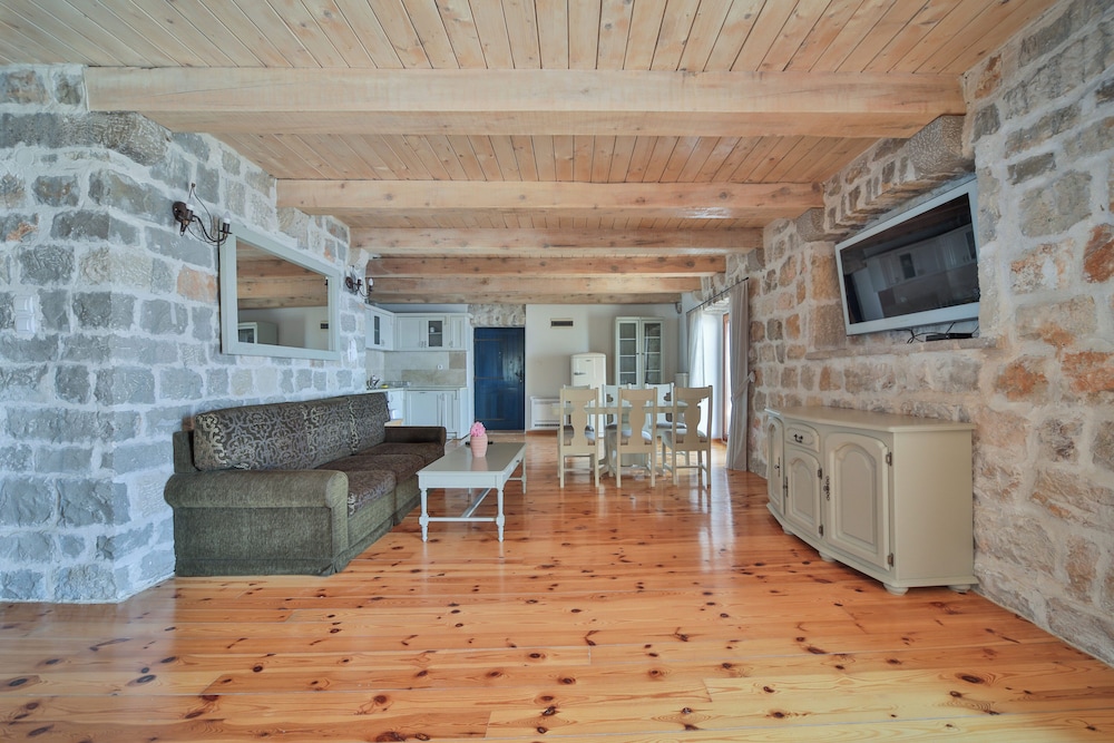 Olive Resort