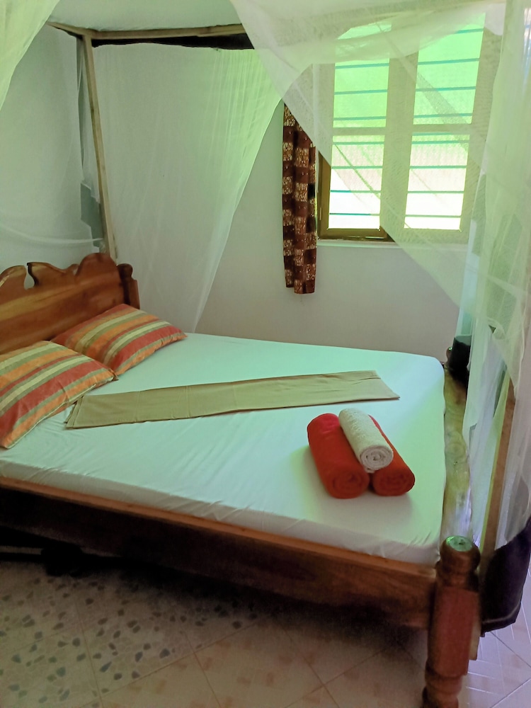 Jambiani Holiday Villa