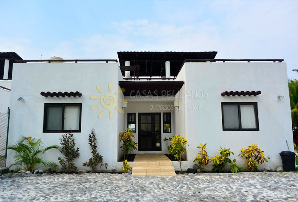 Casas Pelicanos