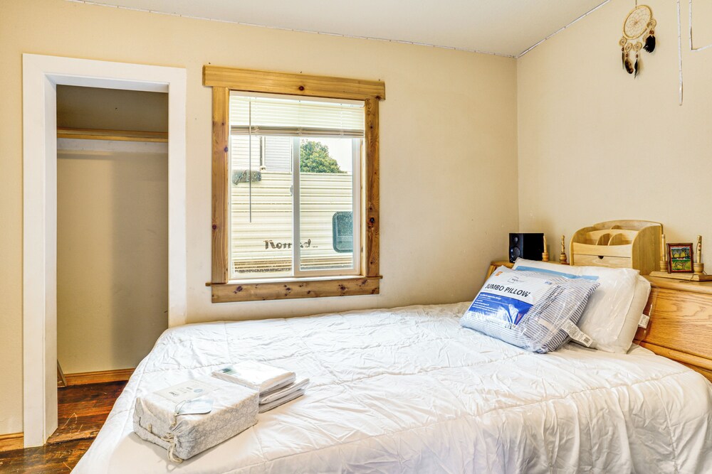 3 Mi to University of Oregon: Cozy Home