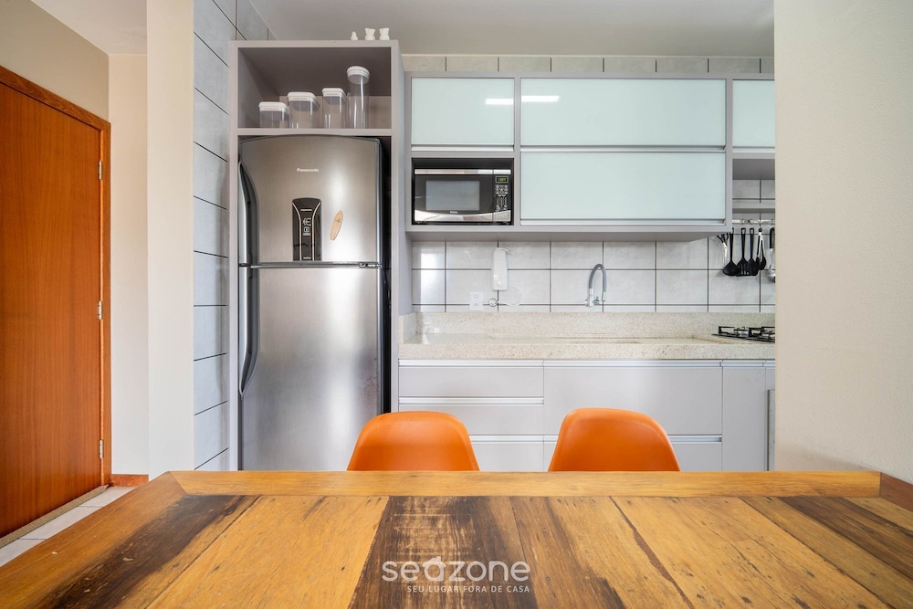 Apt w/ Balcony & BBQ 450m From the sea Reh0203