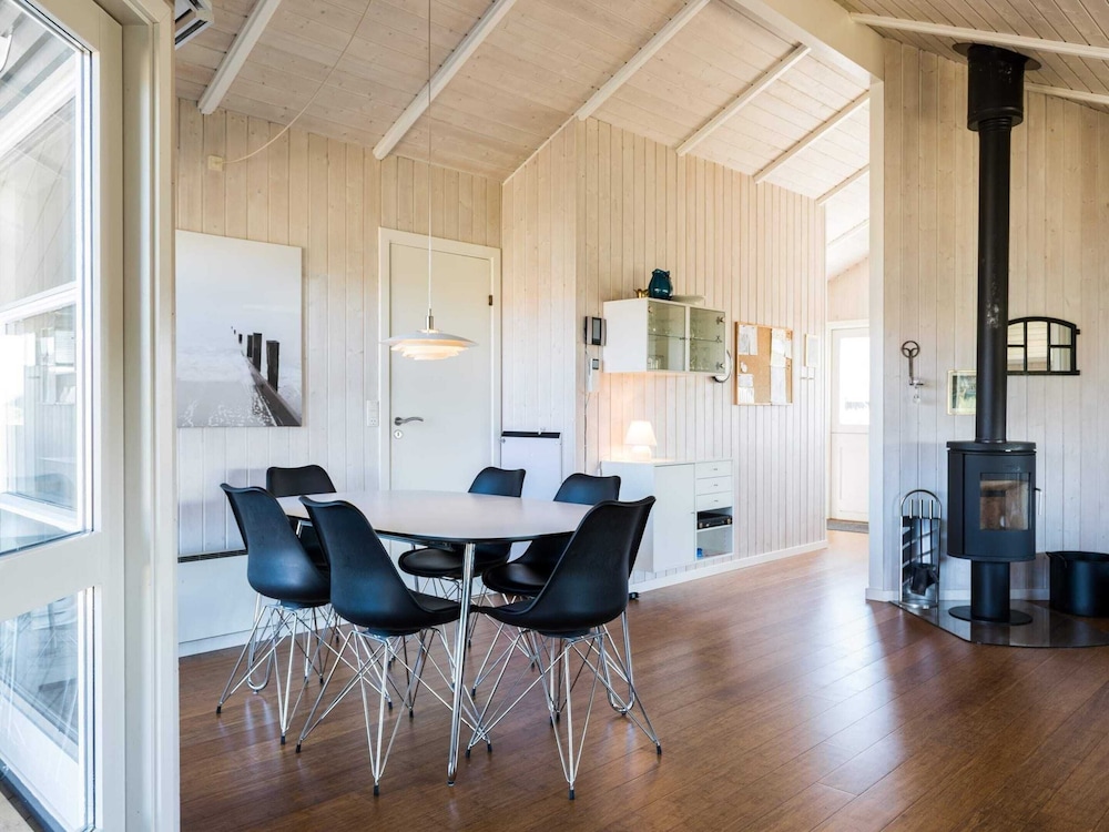 Bright Dune View Cottage-by Traum view 3