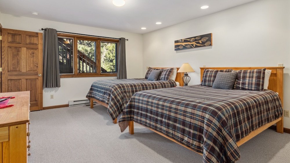 Cascade Mountain Home By Estes Park Homes 6 Bedroom Home